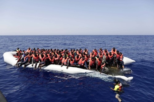 Près de 3 400 migrants sauvés au large de la Libye - ảnh 1